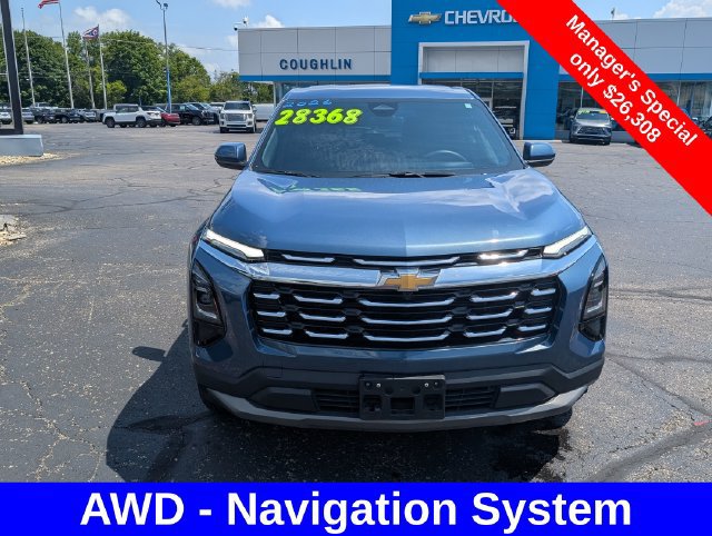 Used 2026 Chevrolet Equinox LT w/ Convenience Package II AWD/4WD image 2
