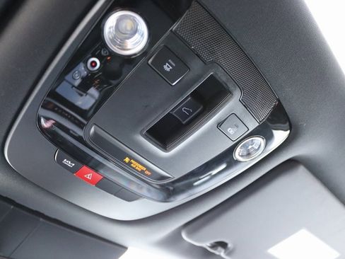 Used 2025 Kia Sportage X-Line Prestige image 16