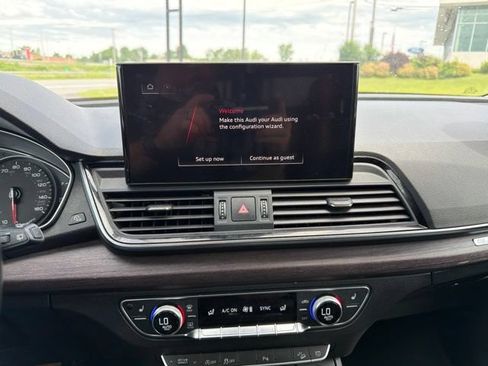 Used 2021 Audi Q5 2.0T Premium w/ Convenience Package AWD/4WD image 28