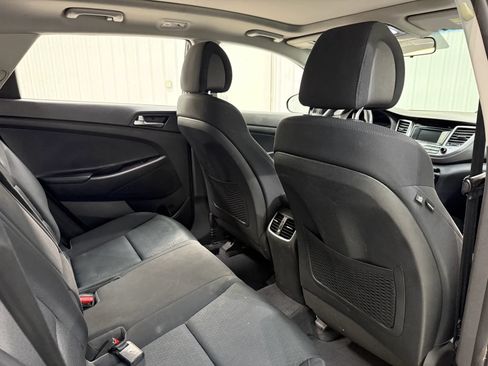 Used 2017 Hyundai Tucson Night FWD image 17