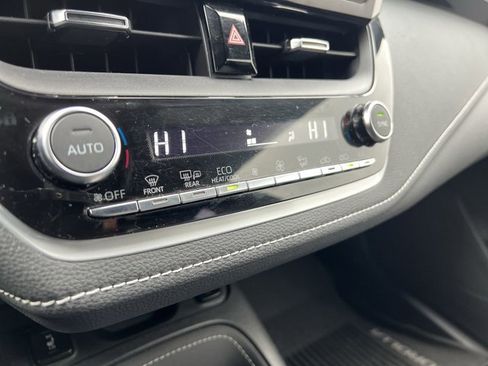 Used 2023 Toyota Corolla XSE image 11