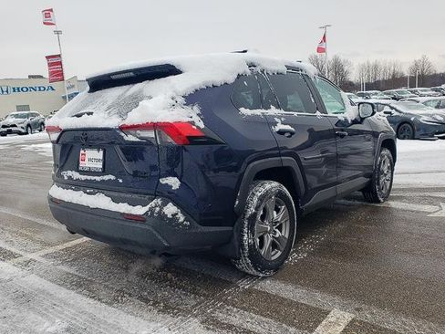 Used 2023 Toyota RAV4 XLE image 5
