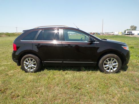 Used 2013 Ford Edge Limited AWD/4WD image 3
