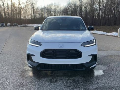 Used 2024 Honda HR-V Sport image 4