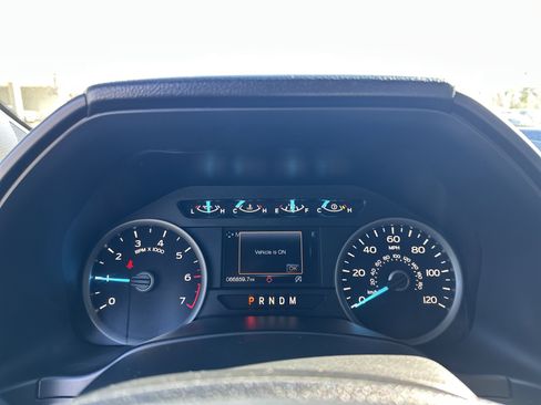 Used 2020 Ford F150 XLT w/ Equipment Group 302A Luxury image 21