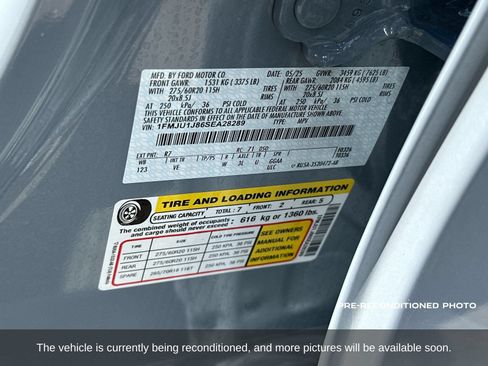 Used 2025 Ford Expedition Active AWD/4WD image 15