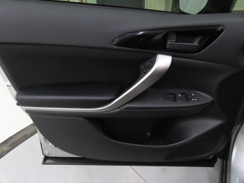 New 2026 Mitsubishi Eclipse Cross ES image 9