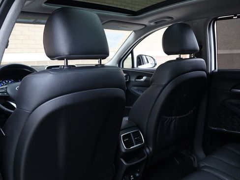 Used 2020 Hyundai Santa Fe Limited image 17