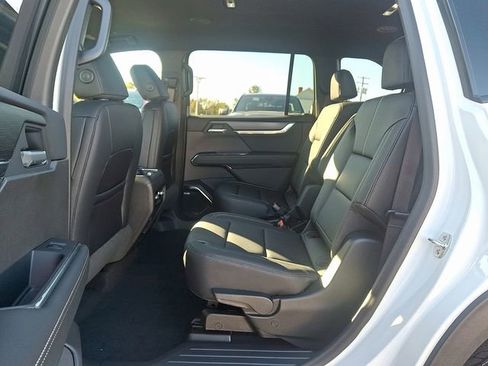 New 2026 GMC Acadia Elevation w/ Elevation Premium Package image 6