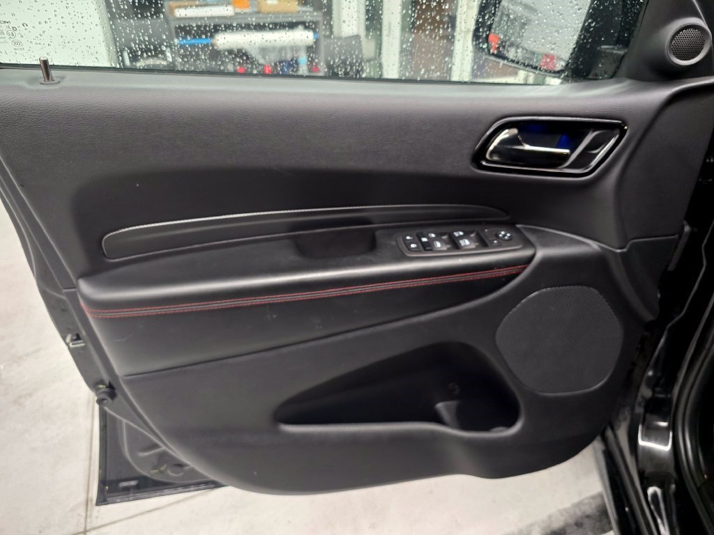 Used 2025 Dodge Durango GT RWD image 12