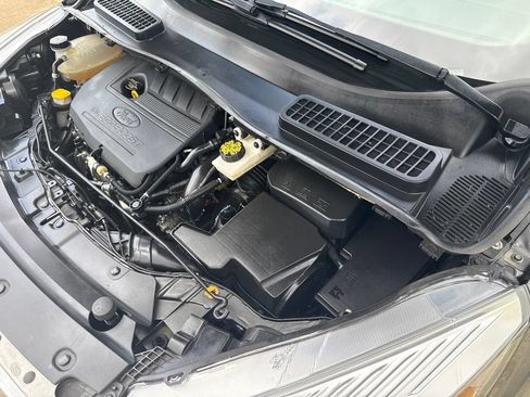 Used 2018 Ford Escape SE FWD image 29