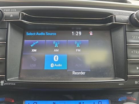Used 2018 Toyota RAV4 XLE image 25