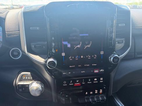 Used 2022 RAM 2500 Laramie AWD/4WD image 7