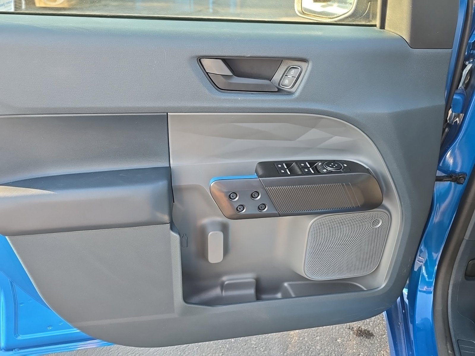 Used 2025 Ford Maverick Lobo AWD/4WD image 8