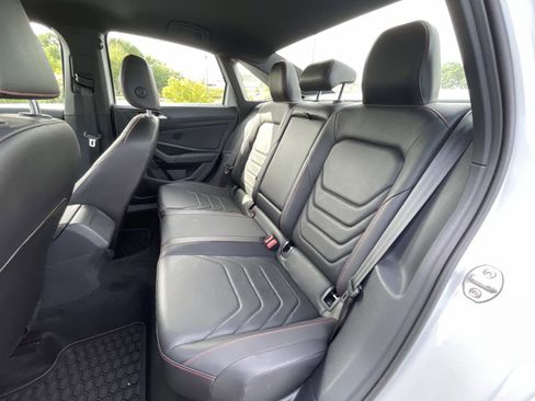 Used 2021 Volkswagen Jetta GLI Autobahn FWD image 11