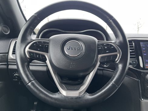 Used 2019 Jeep Grand Cherokee Limited w/ Luxury Group II image 17