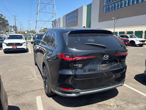 Used 2024 MAZDA CX-90 Plug-In Hybrid w/ Premium Pkg AWD/4WD image 8
