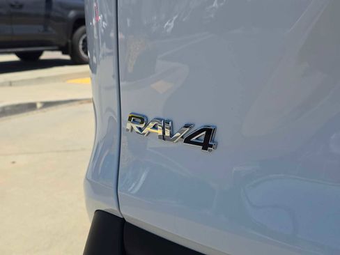 Certified 2025 Toyota RAV4 LE FWD image 14