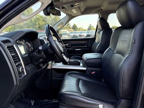 Used 2015 RAM 1500 Laramie AWD/4WD image 13