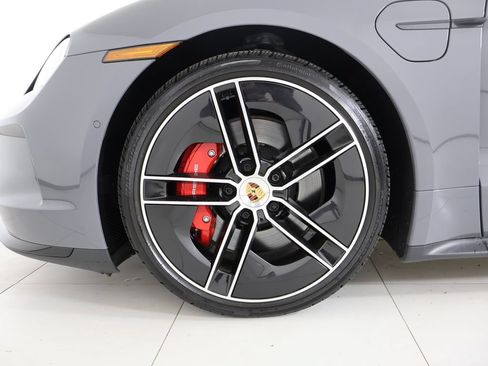 Certified 2025 Porsche Taycan GTS AWD/4WD image 31