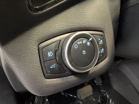 Used 2017 Ford Escape Titanium AWD/4WD image 16