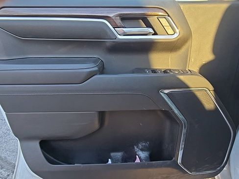 Used 2023 Chevrolet Silverado 1500 LT w/ Protection Package image 11