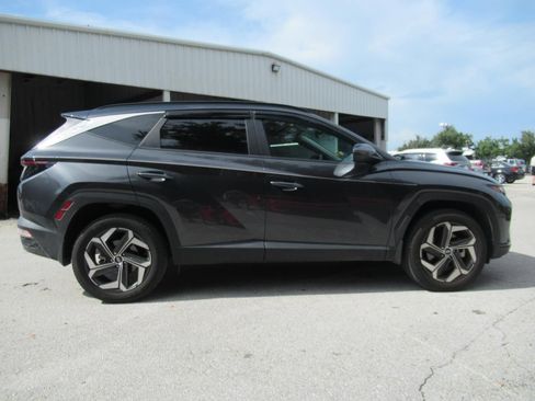 Used 2023 Hyundai Tucson SEL w/ Convenience Package AWD/4WD image 2