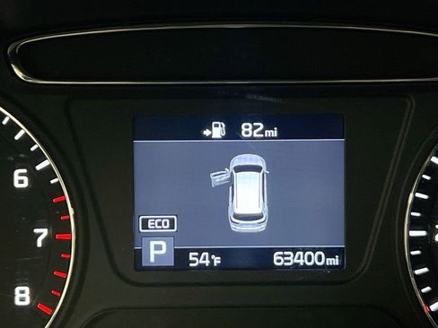Used 2020 Kia Sorento LX FWD image 12