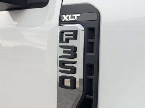 Used 2025 Ford F350 XLT AWD/4WD image 14