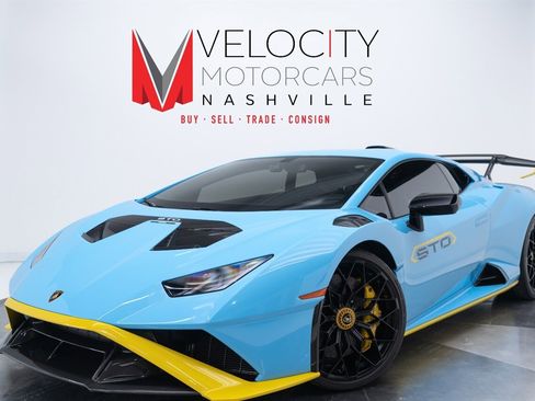 Used 2023 Lamborghini Huracan STO image 1