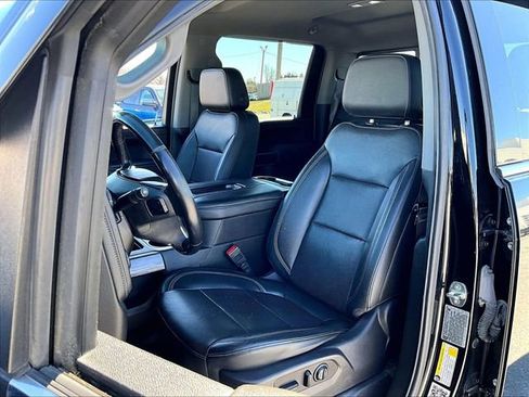 Used 2020 Chevrolet Silverado 2500 LTZ w/ LTZ Premium Package image 10