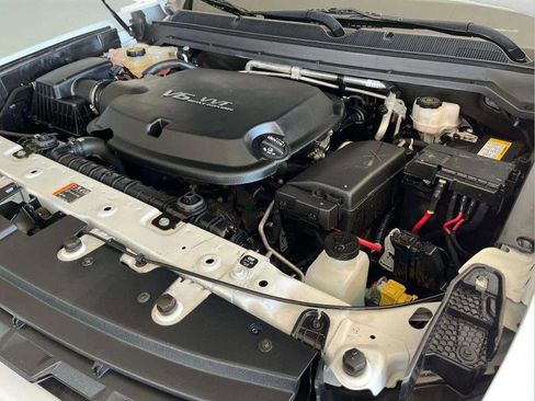 Used 2022 Chevrolet Colorado LT w/ Luxury Package image 26