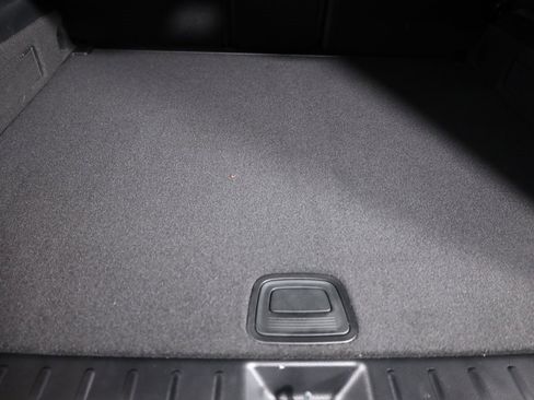 Certified 2025 Mercedes-Benz GLB 250 4MATIC image 49