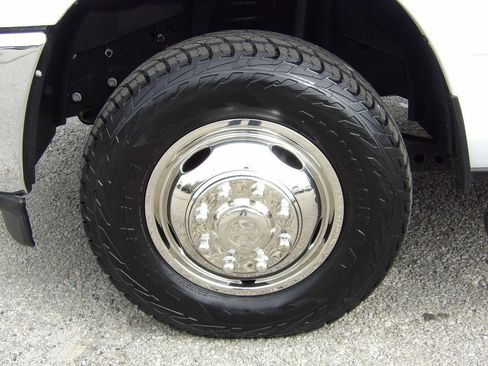 Used 2024 RAM 3500 Tradesman w/ Chrome Appearance Group AWD/4WD image 60