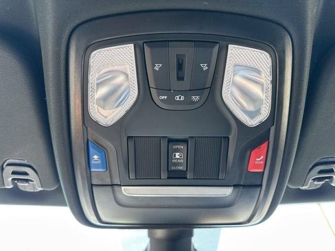 Used 2023 RAM 1500 Big Horn AWD/4WD image 42