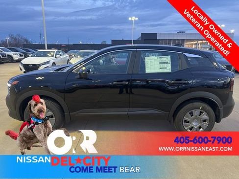 New 2026 Nissan Kicks S image 2