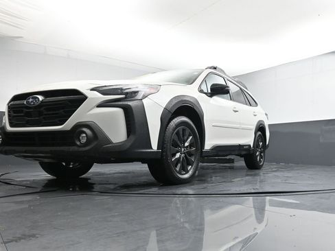 Used 2025 Subaru Outback Onyx Edition XT image 25