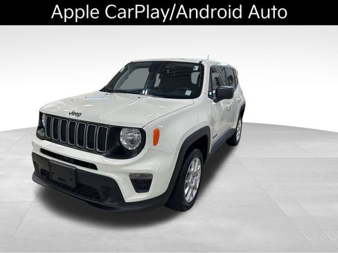 Used 2023 Jeep Renegade Latitude image 3