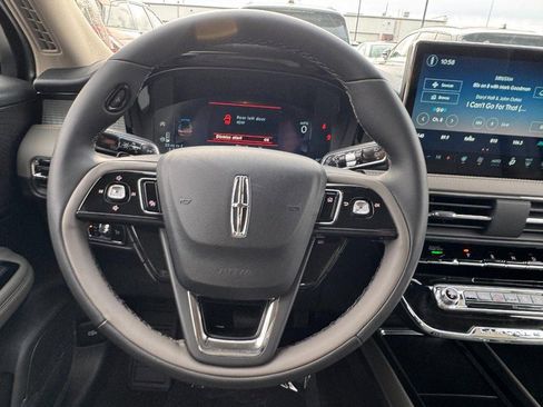 New 2026 Lincoln Corsair Premiere image 10