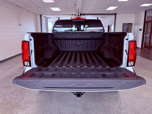 Used 2025 Chevrolet Colorado Trail Boss AWD/4WD image 7