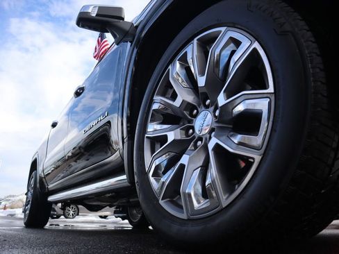 Used 2025 GMC Sierra 1500 Denali w/ Denali Reserve Package image 11