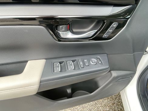 Used 2024 Honda CR-V EX-L image 14
