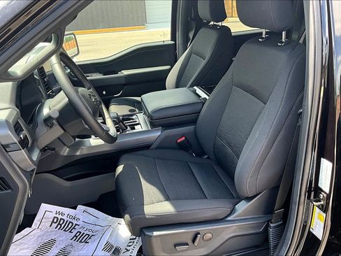 Used 2025 Ford F150 XLT w/ Equipment Group 302A MID AWD/4WD image 19