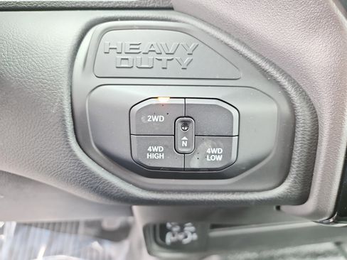 New 2026 RAM 5500 4x4 Crew Cab image 10