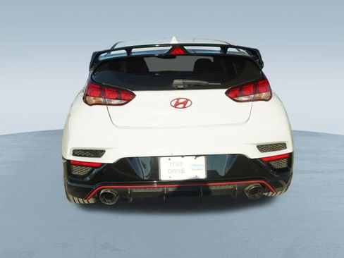 Used 2020 Hyundai Veloster N w/ Performance Package image 8