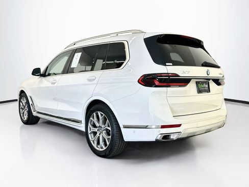 Used 2025 BMW X7 xDrive40i AWD/4WD image 5