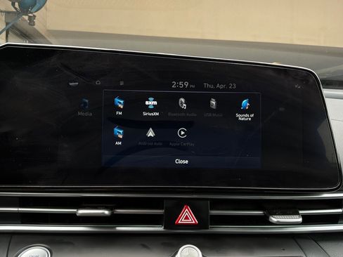 Used 2025 Hyundai Elantra SEL FWD image 33