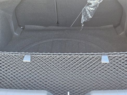 New 2025 Hyundai Elantra Limited image 33