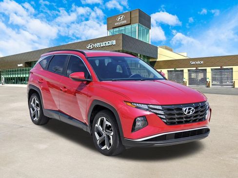 Used 2023 Hyundai Tucson SEL w/ Convenience Package FWD image 3