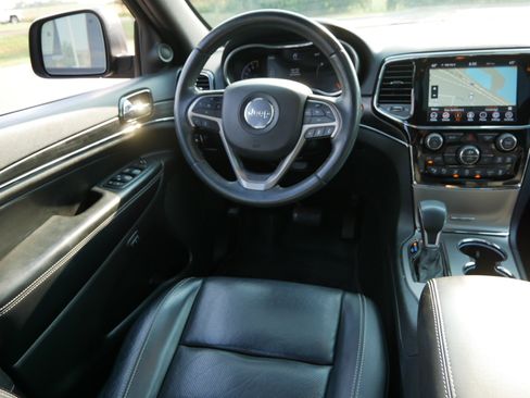 Certified 2021 Jeep Grand Cherokee Limited w/ Quick Order Package 28K 80th AWD/4WD image 9